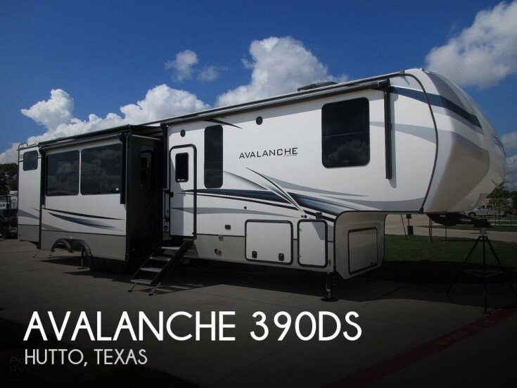 Thumbnail Photo undefined for 2022 Keystone Avalanche 390DS